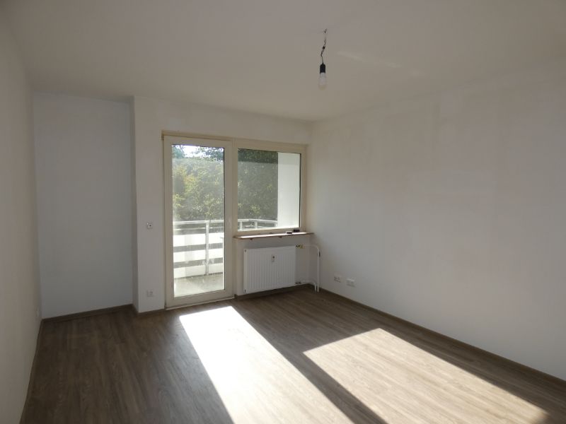 +++ 3 Raumwohnung mit Balkon in Wanheimerort – zentral gelegen +++ - Foto 1