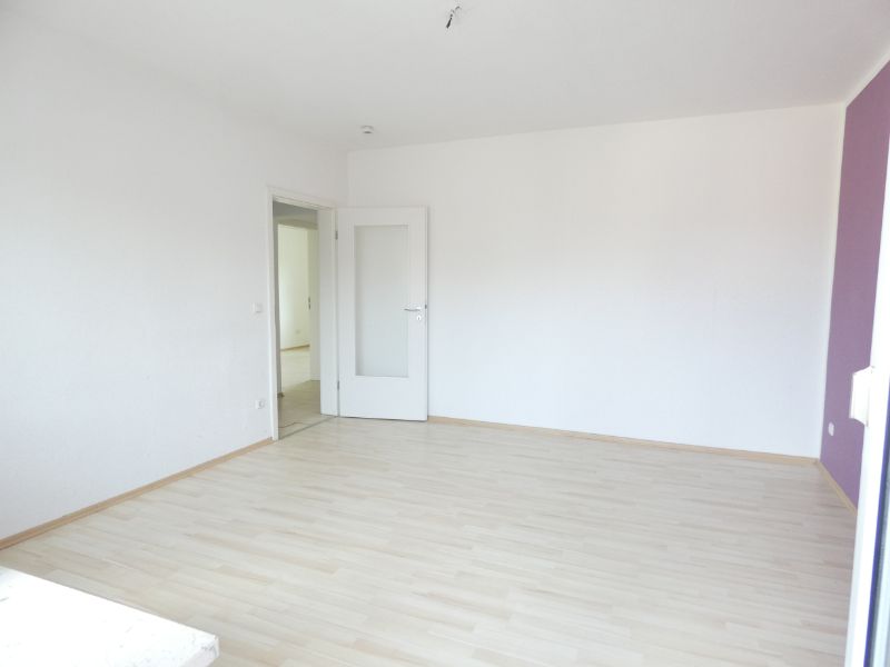 3 Raum Whg modernisiert mit Balkon im Dichterviertel! - Photo 1