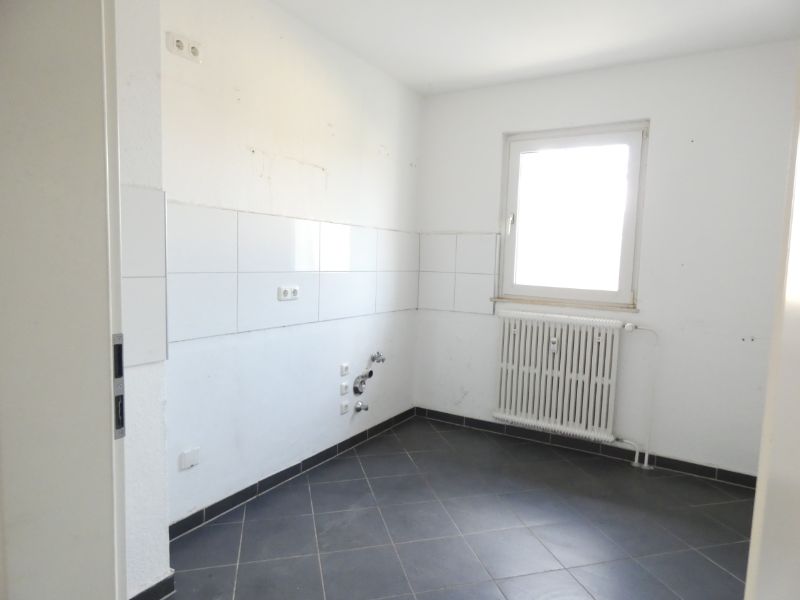 3 Raum Whg modernisiert mit Balkon im Dichterviertel! - Photo 2