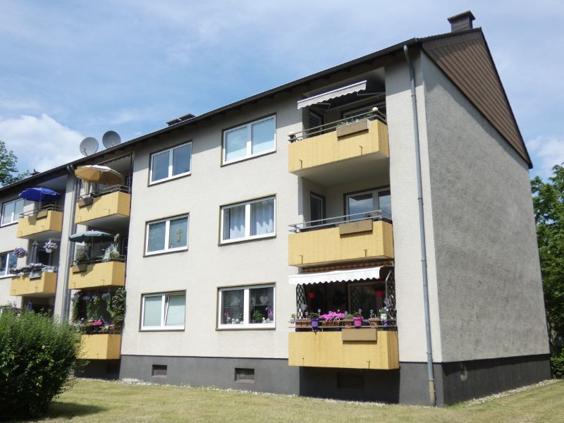 Sehr attraktive Wohnung mit Balkon * bereits modernisiert* - Photo 3