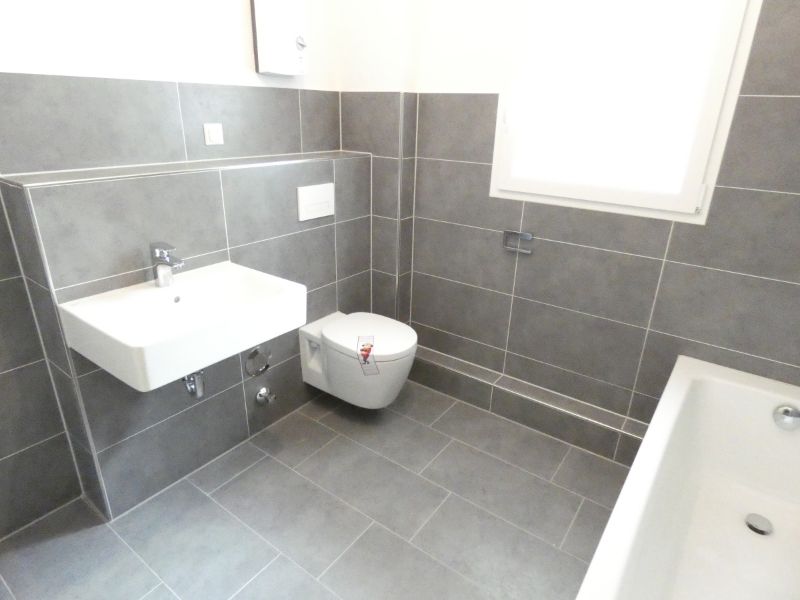 *** Modernisierte Altbauwohnung im beliebten, historischen Viertel in Essen-Holsterhausen *** - Foto 3