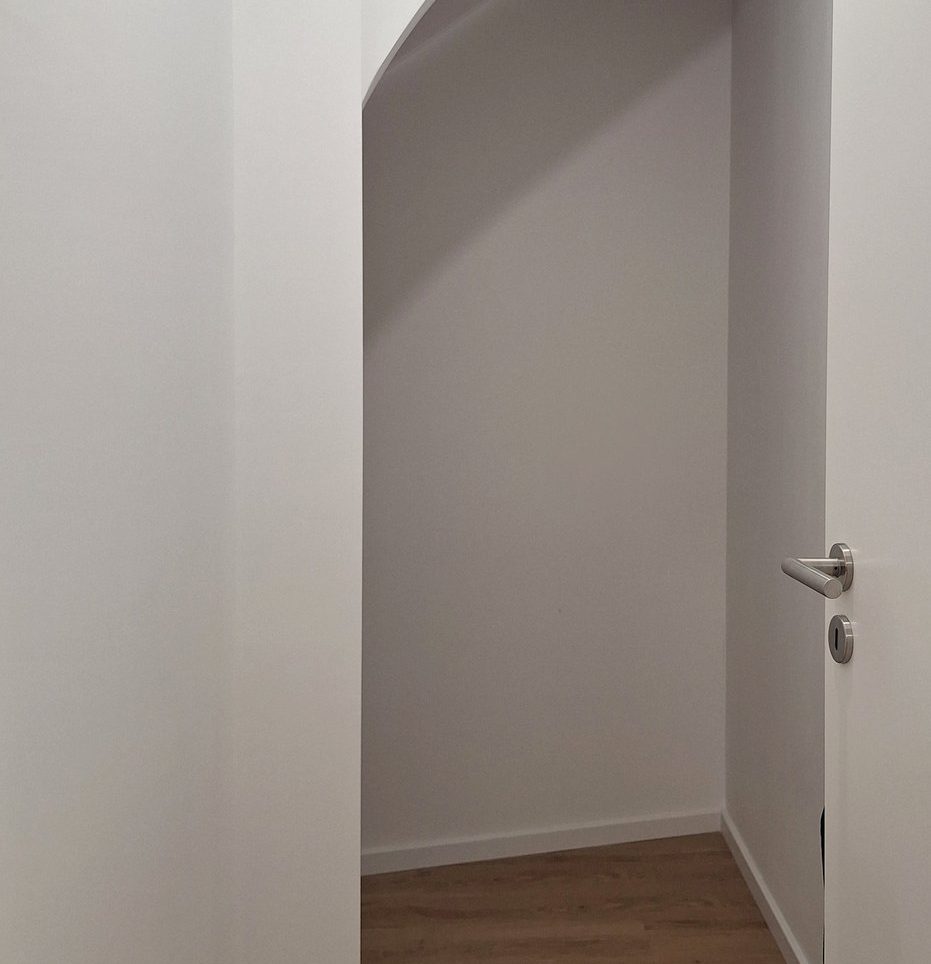 Abstellraum unter der Treppe