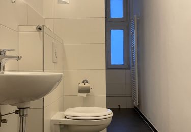 تصویر Altbaucharme im ruhigen Hinterhaus!