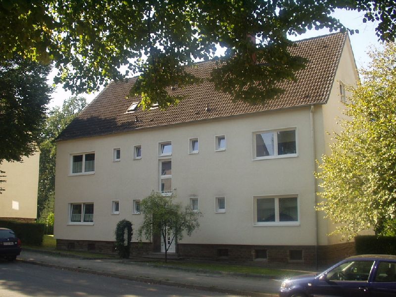 Modernisierte 2-Zi.-Whg eigenem Gartenanteil, Holzdielen und Wohnküche in direkter Waldrandlage auf der Margarethenhöhe! - Photo 2