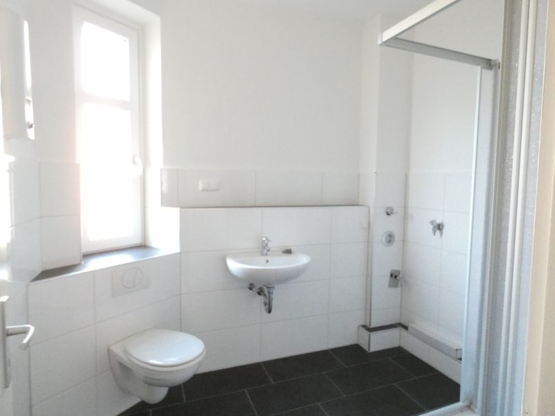 ** Großzügige 2-Zi-Altbauwohnung mit geräumiger Wohnküche im beliebten Luisenhof ** - Foto 4