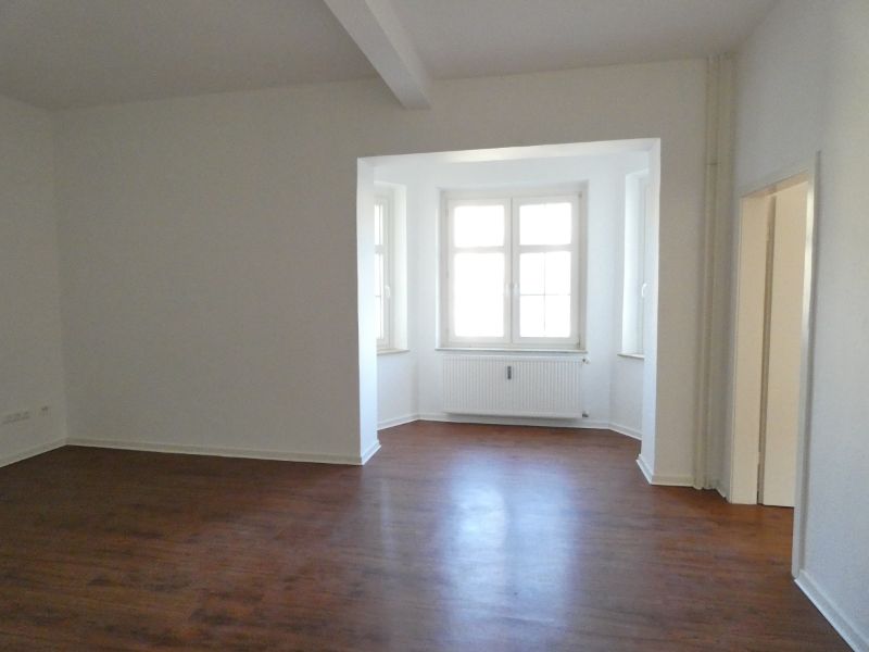 ** Großzügige 2-Zi-Altbauwohnung mit geräumiger Wohnküche im beliebten Luisenhof ** - Foto 1