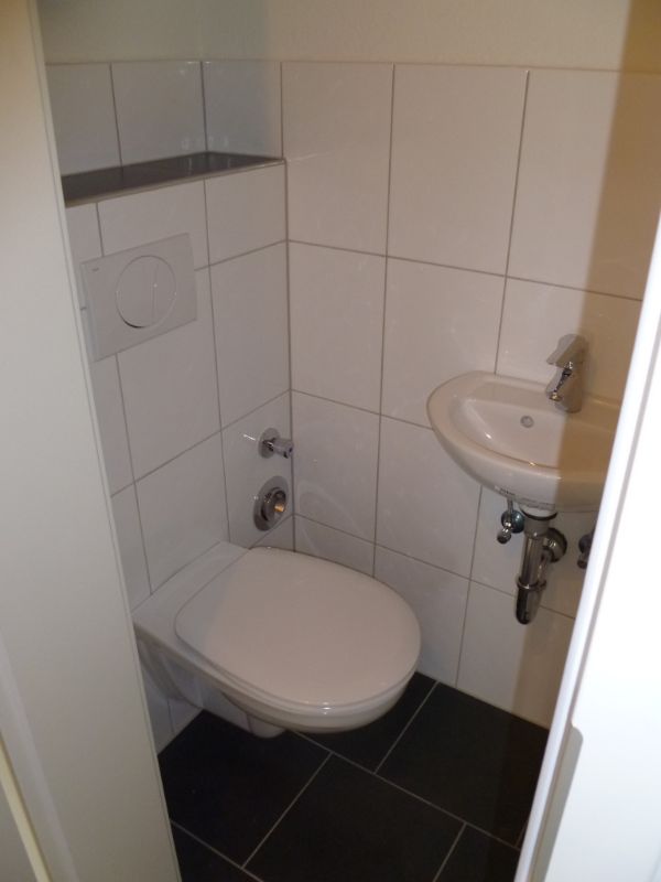 *moderne Mietwohnung mit Balkon in ruhiger Lage* - Photo 2