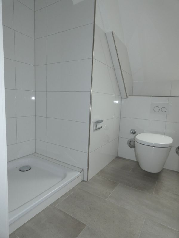 *** Riskieren Sie einen Blick! Charmante 2-Zi.-Whg. + Mansarde + zus. Dusche/WC! *** - Foto 5