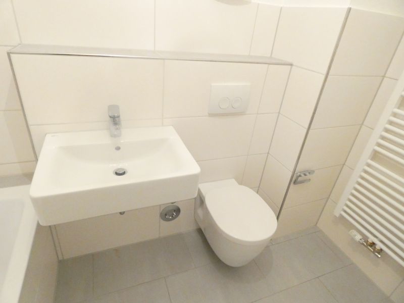 *** Modernisierte 2-Zi-Wohnung mit Loggia und zusätzlichem Mansardenraum *** - Foto 4
