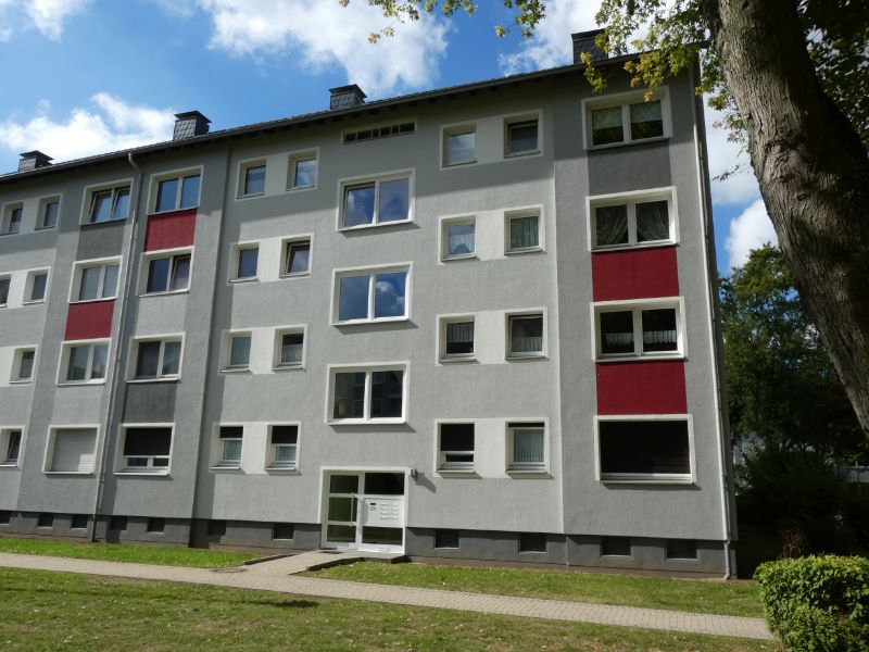 Modernisierte 3-Zi.-Whg. mit Balkon in angrenzender Nähe zu E-Haarzopf! - Photo 2