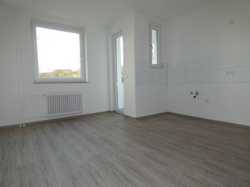 *** Attraktive Singlewohnung mit Duschbad + Loggia in grüner Lage! *** - Foto 1