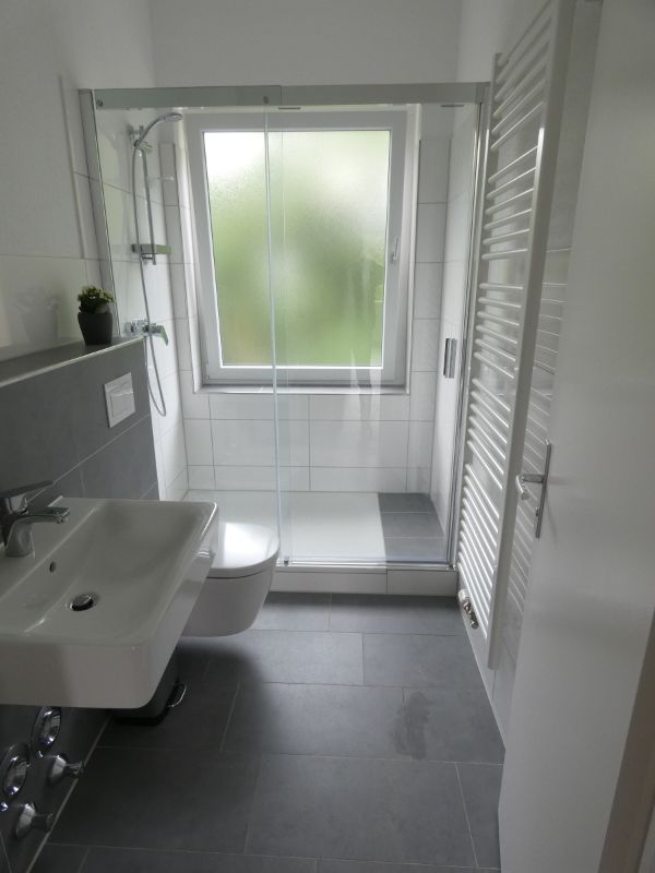 *** Attraktive Singlewohnung mit Duschbad + Loggia in grüner Lage! *** - Foto 3