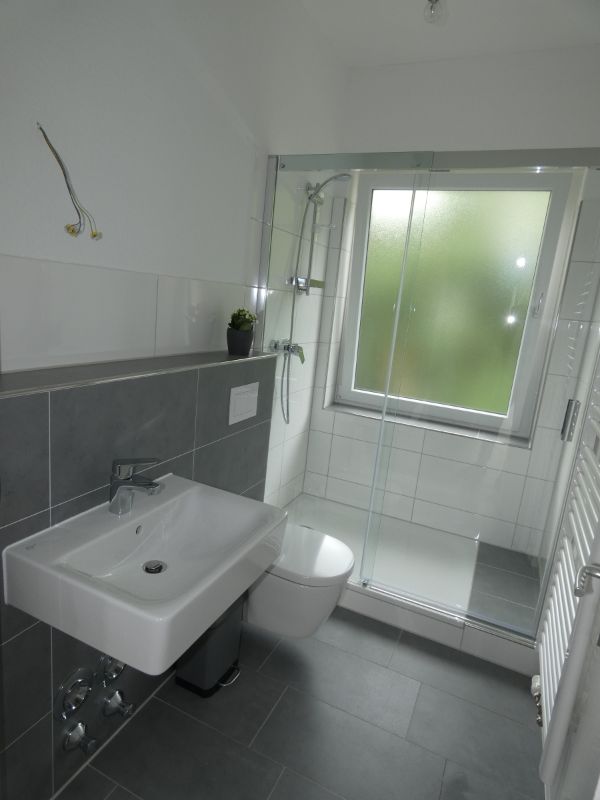 *** Attraktive Singlewohnung mit Duschbad + Loggia in grüner Lage! *** - Foto 2
