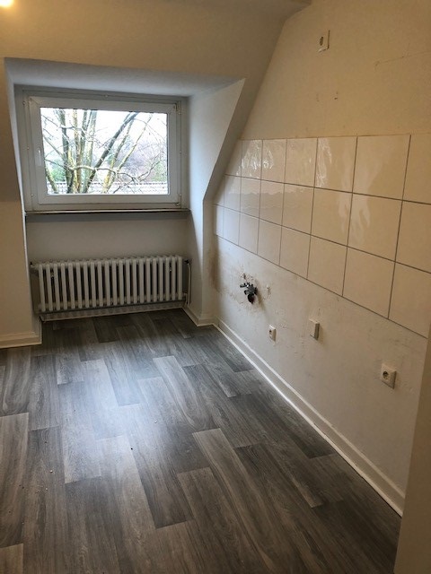 Singles aufgepasst! Schnuckeliges renoviertes Dachgeschoss! - Foto 1