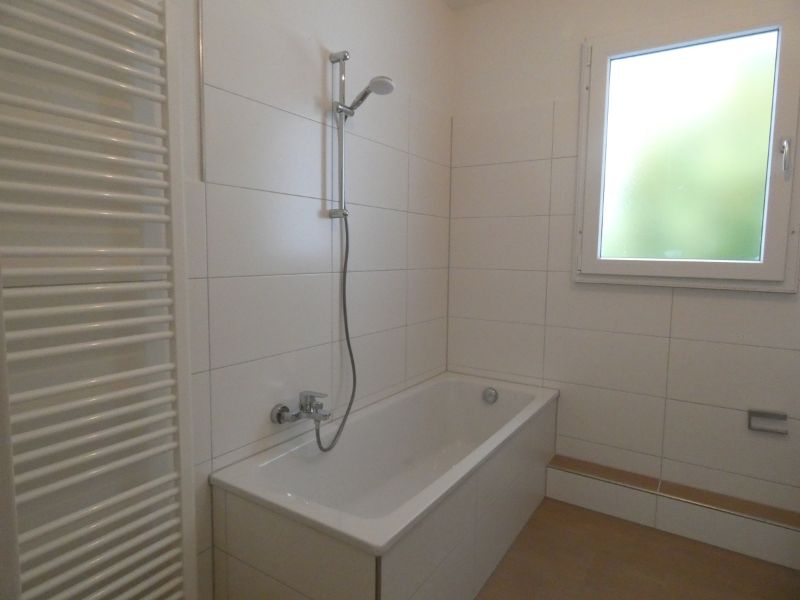 *** Moderne 3,5-Zi-Wohnung mit Balkon in beliebter Lage von Essen-Frohnhausen *** - Foto 1