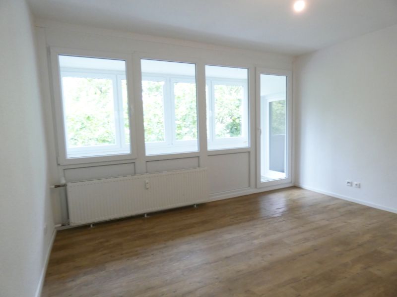Modernisierte 3-Zi.-Whg. mit Balkon in fußläufiger Nähe zu Rüttenscheid! - Foto 1