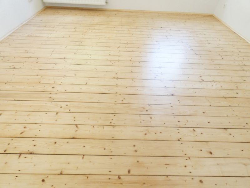 *sanierte Altbauwohnung mit Tageslichtbad im Erdgeschoss* - Photo 4