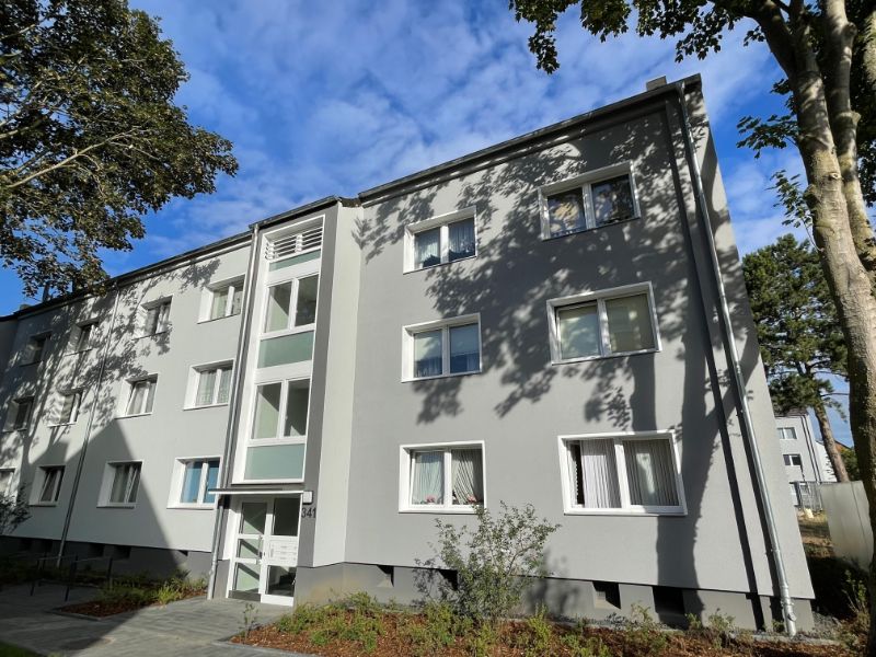 *sanierte Erdgeschosswohnung mit Balkon* - Foto 2
