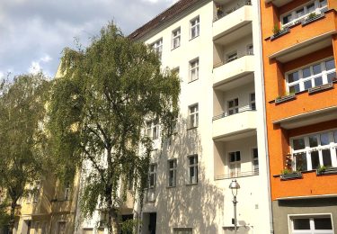 gepflegtes Mehrfamilienhaus