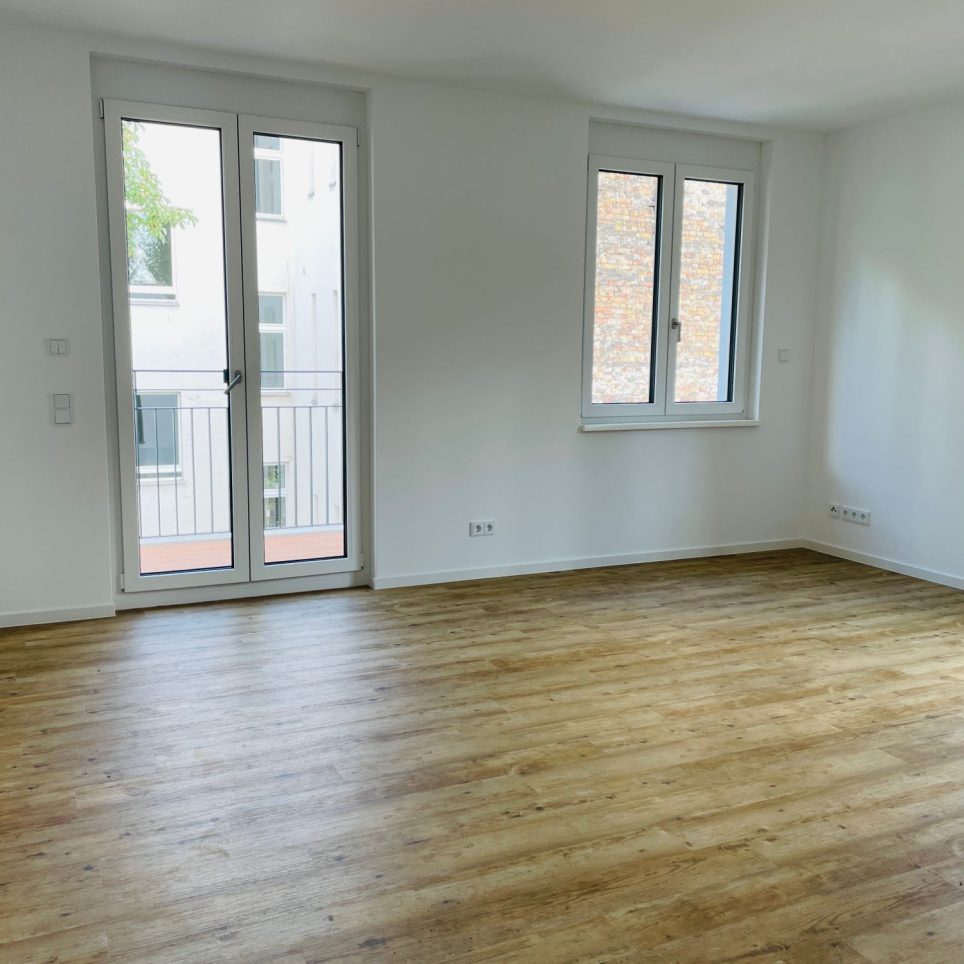 Wohnzimmer mal Balkon (Muster)