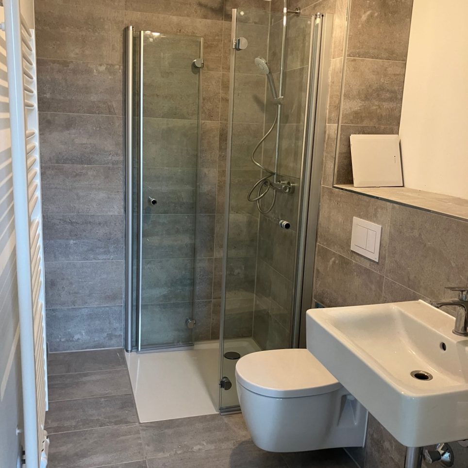 Beispielhaftes Badezimmer