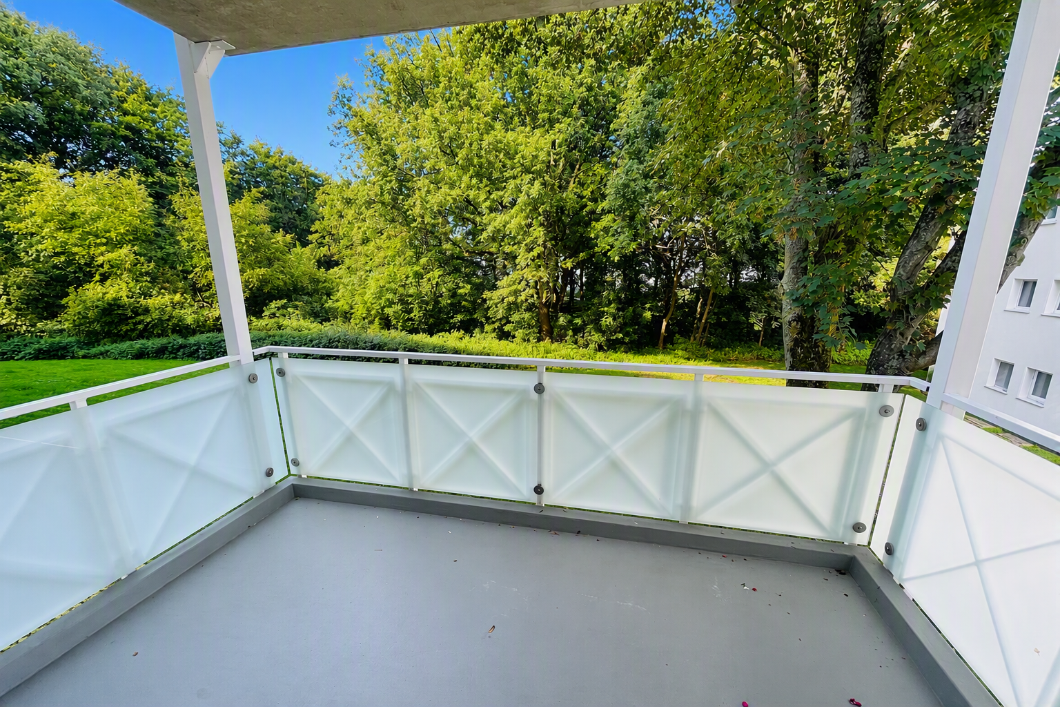 *saniert*Balkon*Tageslichtbad*grüne Lage* - Foto 1