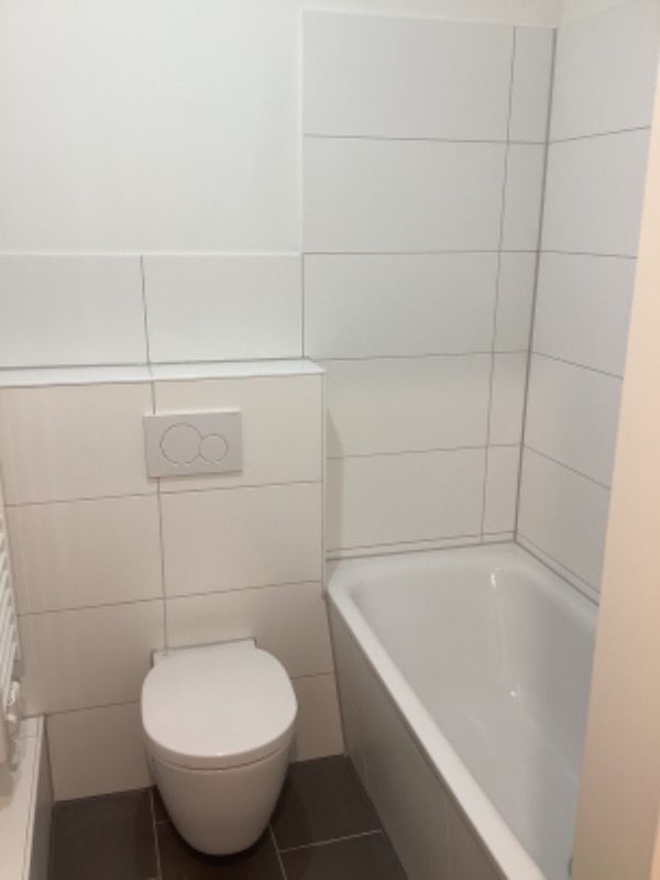 **TOP sanierte Altbauwohnung!** - Photo 2