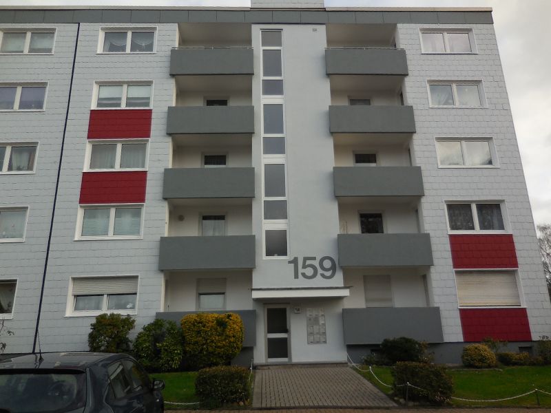 Geräumige EG-Wohnung mit Balkon! - Photo 2