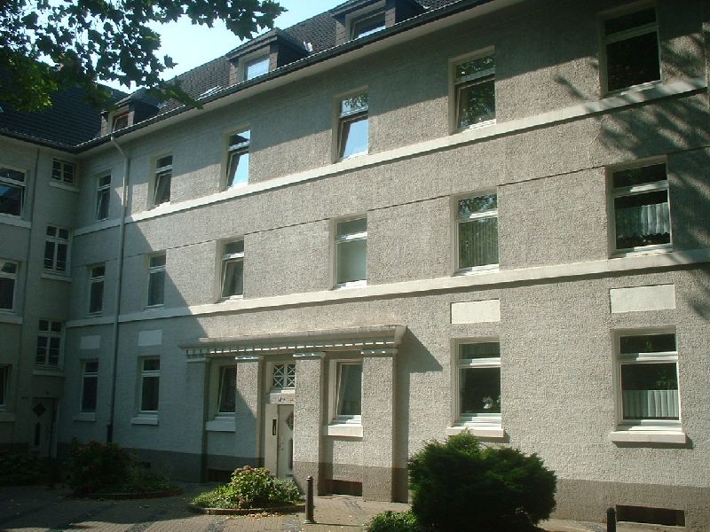 ** Modernisierte 2-Zi-Wohnung mit Loggia in beliebter Lage von Essen-Frohnhausen ** - Photo 4