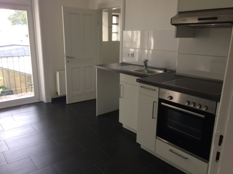 ** Wohnen am Wasser * Wohnung mit großer Küche in zentralere Lage zu Vermieten ** - Foto 1