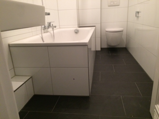 ** Wohnen am Wasser * Wohnung mit großer Küche in zentralere Lage zu Vermieten ** - Foto 3