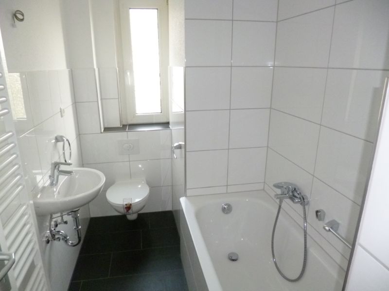 Wunderbare 2-Zimmer-Wohnung mit Balkon in Hachhausen - Photo 2