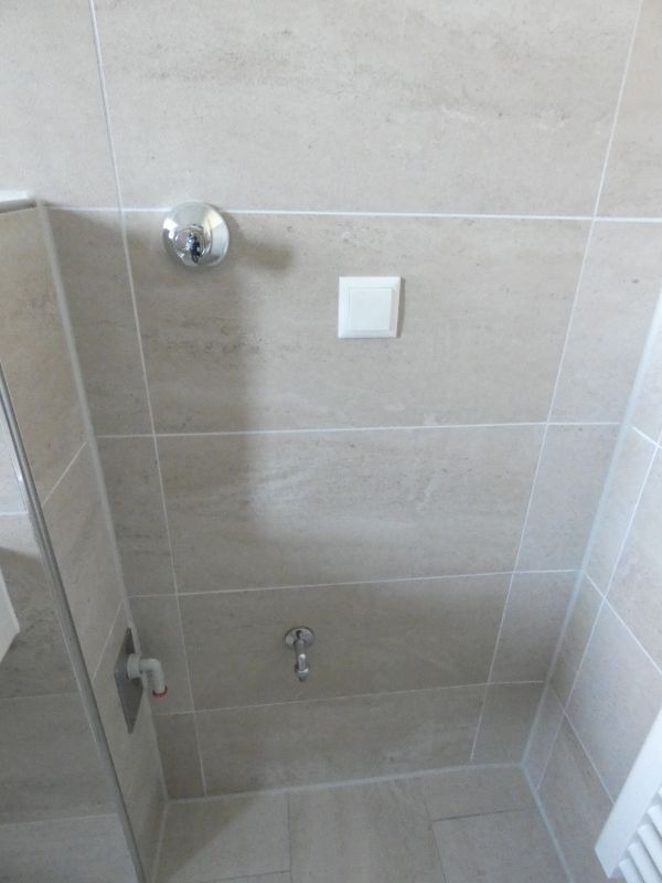 *** Modernisierte 3-Zi-Altbauwohnung in beliebter Lage von Essen-Holsterhausen *** - Photo 3