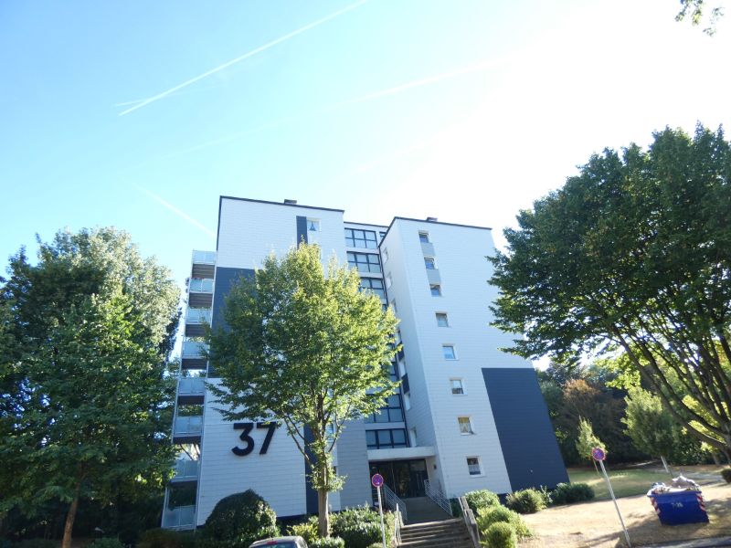 *sanierte Balkonwohnung mit Badewanne + Dusche*MH Broich* - Foto 2