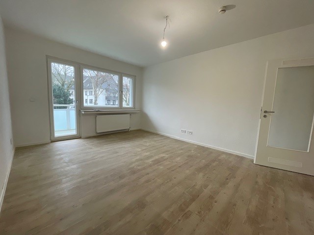 *sanierte Erdgeschosswohnung mit Balkon* - Foto 5