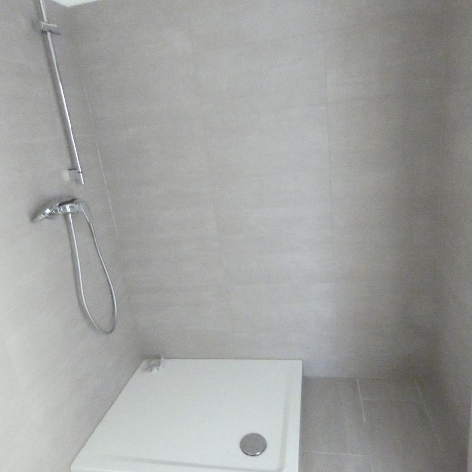 Bad - Ansicht Dusche - Beispielfoto