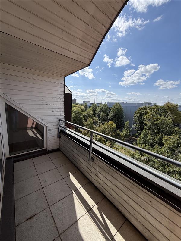 Neu sanierte Maisonette-Wohnung mit Loggia sucht Familie! - Photo 5