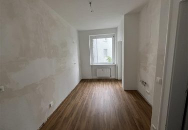 Küche mit abgehender Loggia