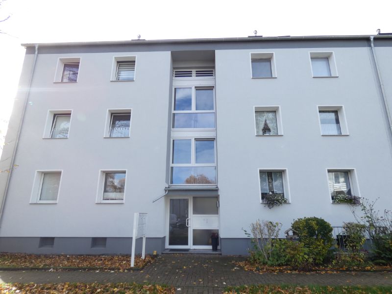 *sanierte Wohnung mit Balkon*grüne Lage* - Photo 1