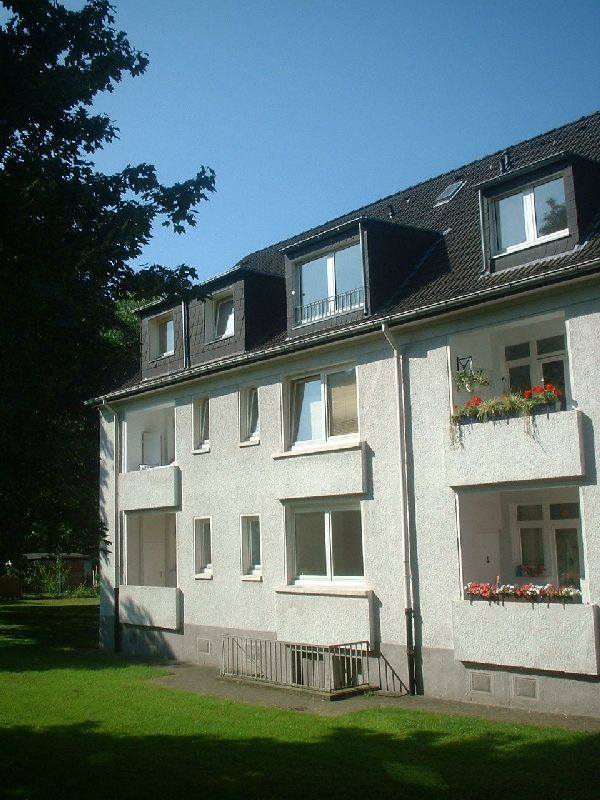 ** Große und moderne 3-Zi-Wohnung mit Loggia in beliebter Lage von Frohnhausen ** - Photo 5