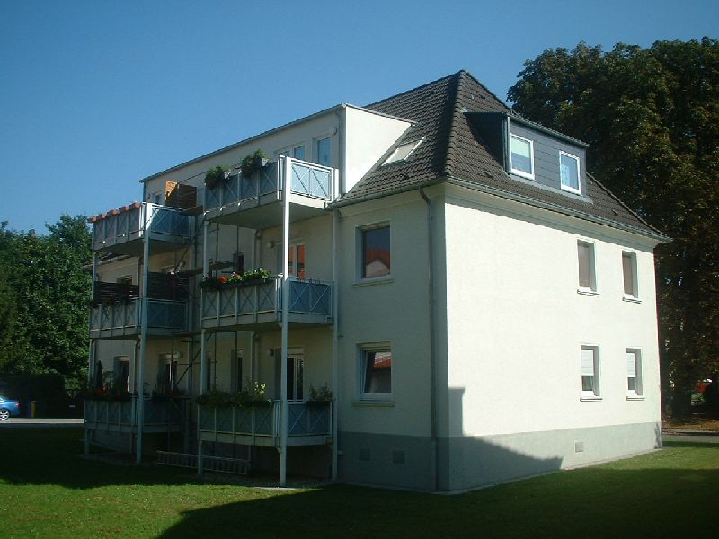 ** Gemütliche 3-Zi-DG mit Balkon in beliebter Lage wird derzeit umfangreich modernisiert ** - Photo 2