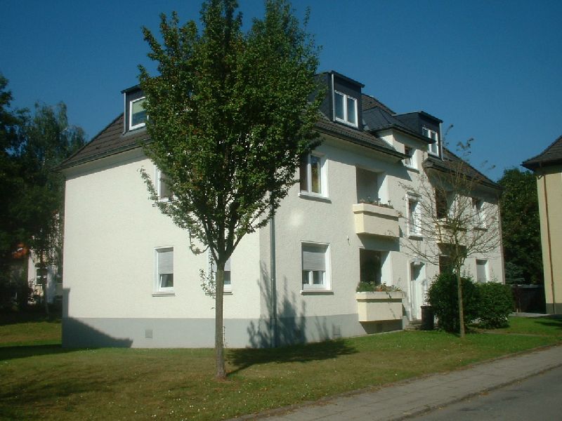 ** Gemütliche 3-Zi-DG mit Balkon in beliebter Lage wird derzeit umfangreich modernisiert ** - Photo 2