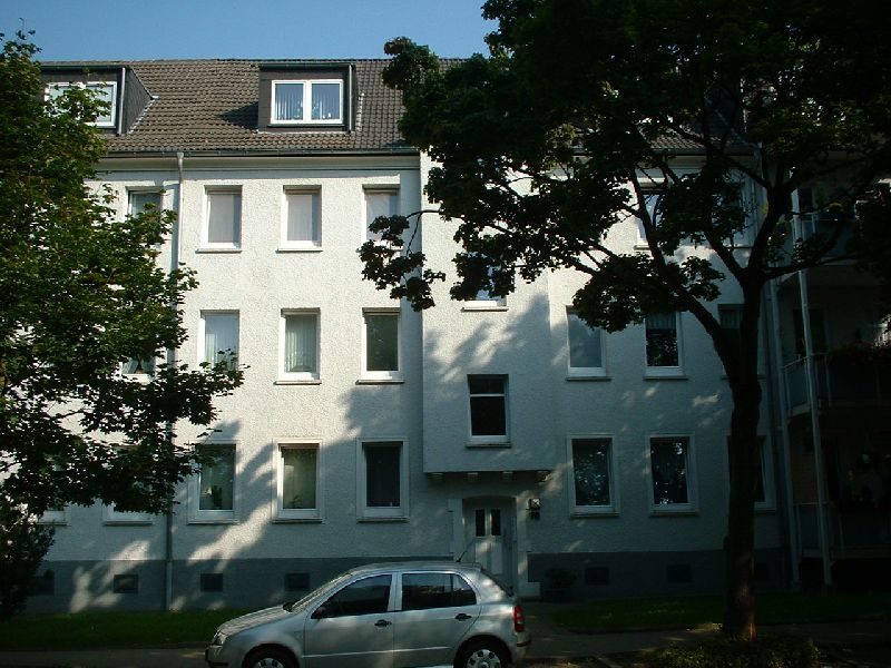 *** Große und moderne 3-Zi-Wohnung mit Balkon sucht neuen Mieter *** - Foto 2