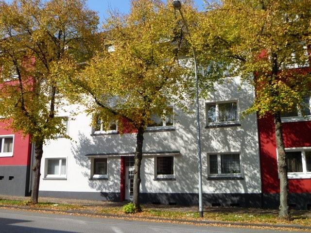 *** Wir modernisieren für Sie! Charmante Altbauwohnung mit Duschbad! *** - Foto 1