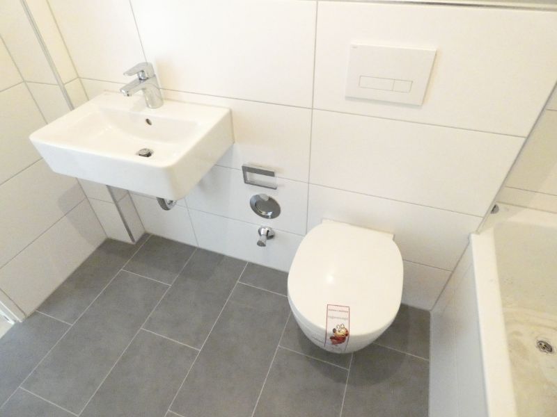 ** Große und moderne 3-Zi-Wohnung mit Loggia in beliebter Lage von Frohnhausen ** - Photo 2