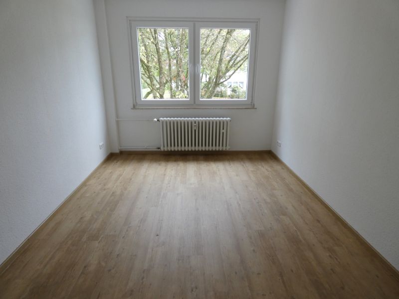 Modernisierte 3-Zi.-Whg. mit Balkon in angrenzender Nähe zu E-Haarzopf! - Foto 2