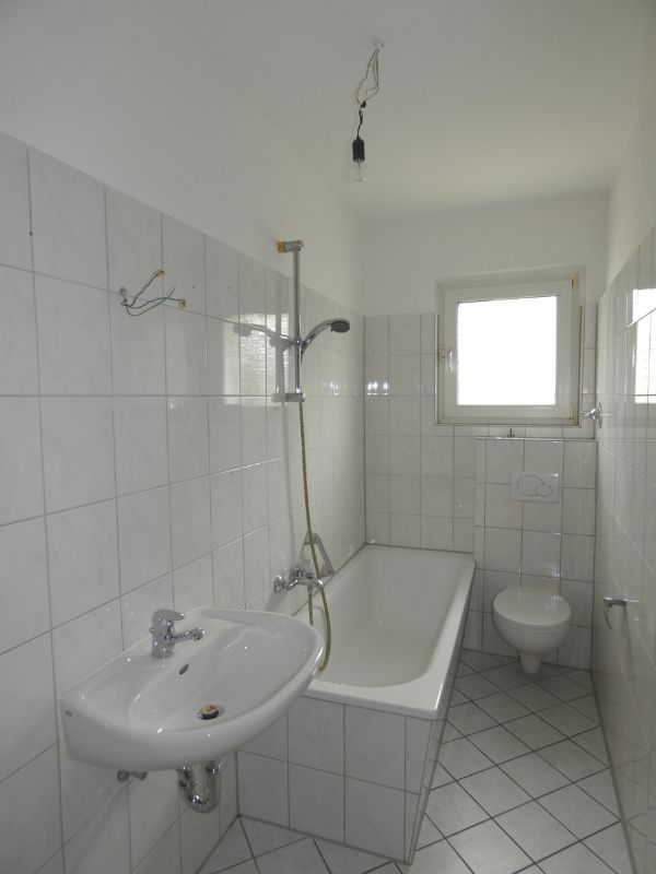 *** Wohlfühlwohnung mit Balkon! *** - Photo 2
