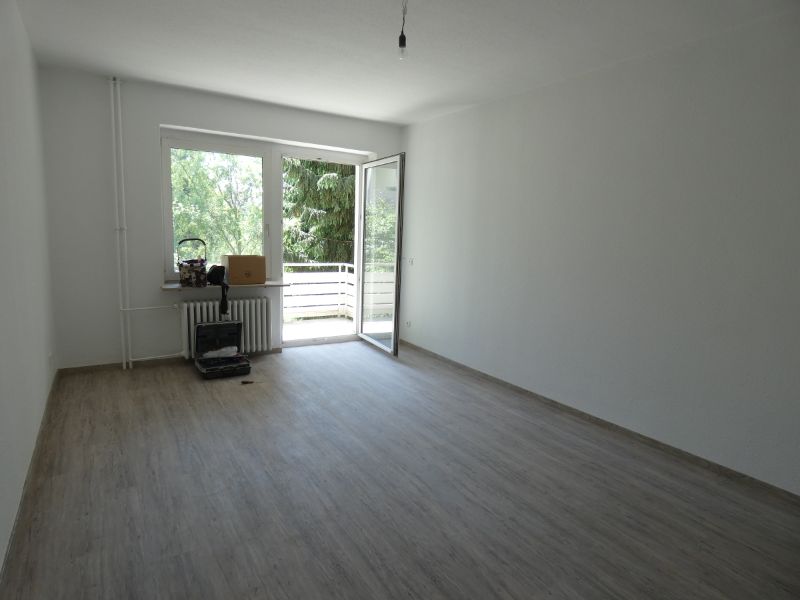 *** Smarte 2-Zi.-Wohnung mit Balkon und Grünblick! *** - Photo 2