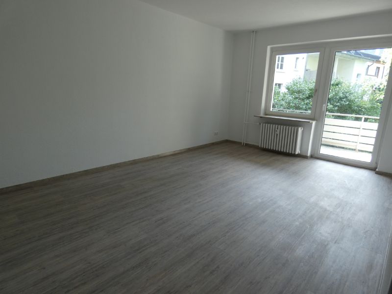 *** Smarte 2-Zi.-Wohnung mit Balkon und Grünblick! *** - Photo 3