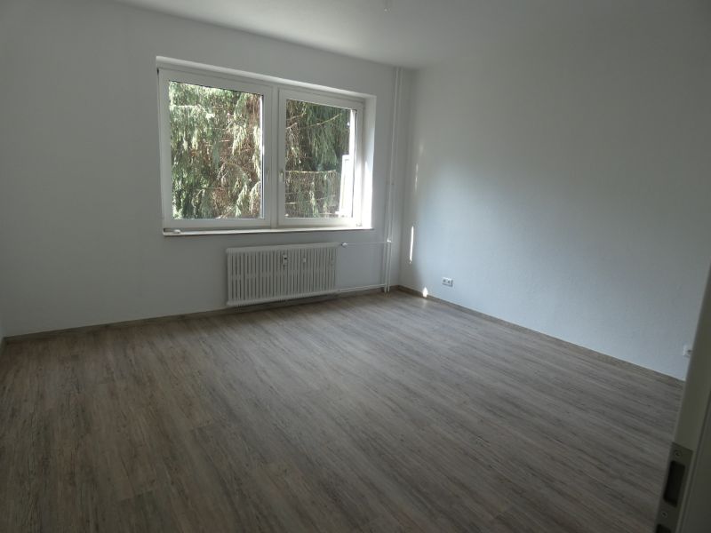 *** Smarte 2-Zi.-Wohnung mit Balkon und Grünblick! *** - Photo 1
